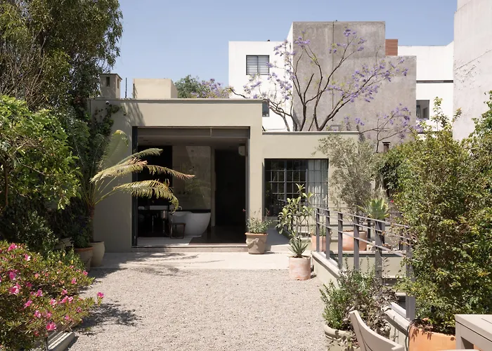 Casa Seis Siete Pensión 4*